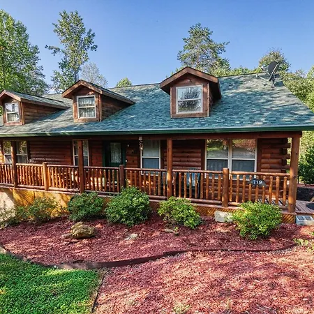 Villa Moonlight Woods Cabin. Beautiful & Relaxing.